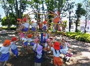 年少、もも丸林公園